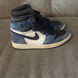 Jordan Women's Sneakers - Black, Blue, and White